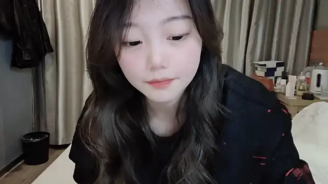 Snapshot of yangyang-1115 chatting on February 25, 5:41 am yangyang-1115 online show from February 25, 5:41 am