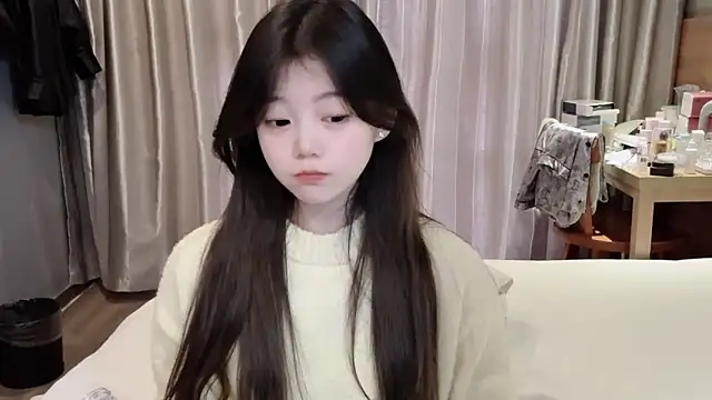 Snapshot of yangyang-1115 chatting on March 3, 8:49 am yangyang-1115 online show from March 3, 8:49 am