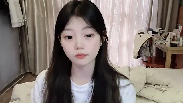 Snapshot of yangyang-1115 chatting on March 4, 4:38 am yangyang-1115 online show from March 4, 4:38 am