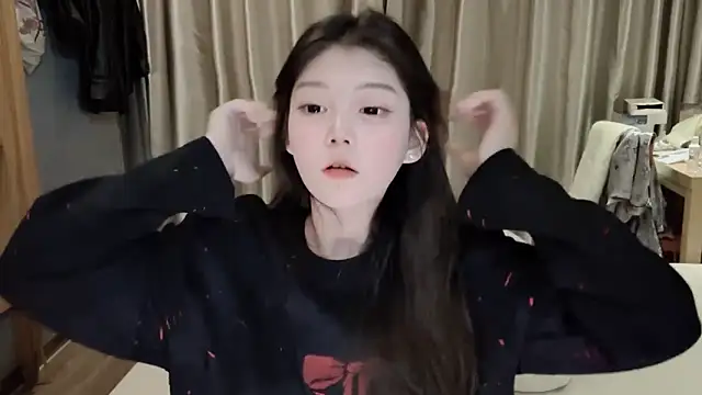 Snapshot of yangyang-1115 chatting on March 8, 3:56 pm yangyang-1115 online show from March 8, 3:56 pm