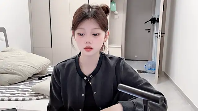 Snapshot of yangyang-1115 chatting on September 12, 5:07 am yangyang-1115 online show from September 12, 5:07 am