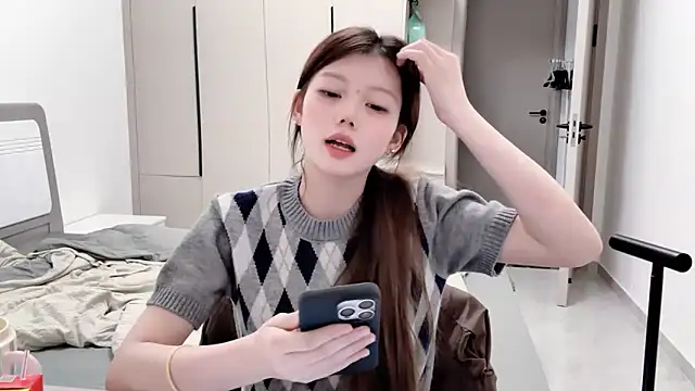 Snapshot of yangyang-1115 chatting on September 17, 4:08 pm yangyang-1115 online show from September 17, 4:08 pm