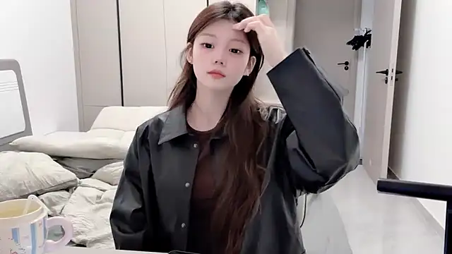 Snapshot of yangyang-1115 chatting on September 19, 5:53 am yangyang-1115 online show from September 19, 5:53 am