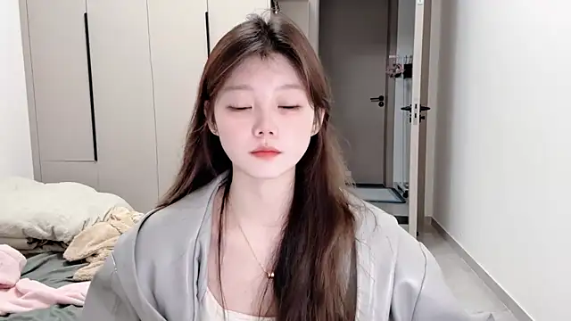 Snapshot of yangyang-1115 chatting on October 15, 4:12 am yangyang-1115 online show from October 15, 4:12 am