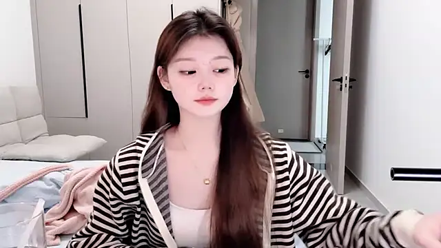 Snapshot of yangyang-1115 chatting on October 28, 5:11 am yangyang-1115 online show from October 28, 5:11 am