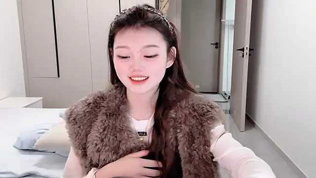 Snapshot of yangyang-1115 chatting on October 29, 4:04 am yangyang-1115 online show from October 29, 4:04 am