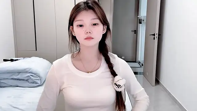 Snapshot of yangyang-1115 chatting on November 5, 4:23 am yangyang-1115 online show from November 5, 4:23 am