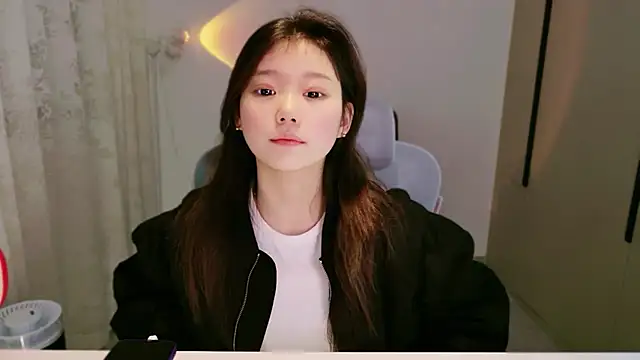 Snapshot of yangyang-1115 chatting on December 5, 4:43 am yangyang-1115 online show from December 5, 4:43 am