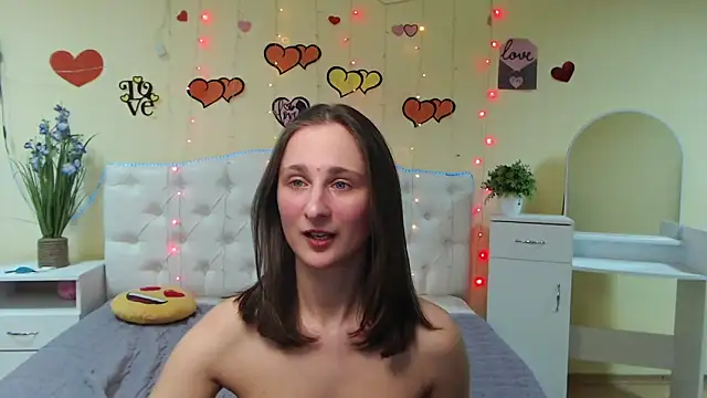 MichelLeee online show from February 17, 6:26 pm