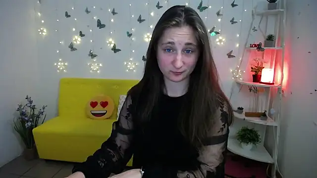 MichelLeee online show from April 24, 5:10 am