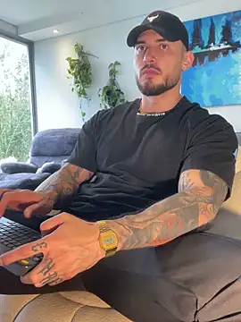 DimitriSullivan  online show from March 12, 1:28 pm