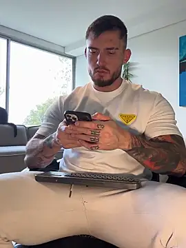 DimitriSullivan  online show from April 13, 1:27 pm