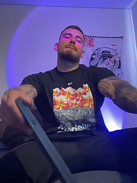 DimitriSullivan  online show from June 3, 2:33 pm