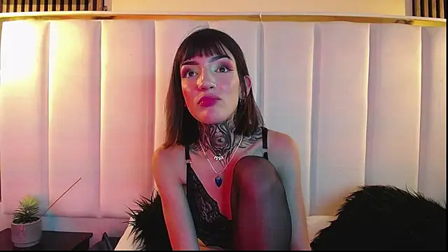 Ameliewitte mjs online show from December 24, 4:19 pm