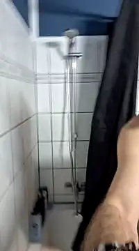 Snapshot of DaWoD030 chatting on December 17, 9:05 pm DaWoD030 online show from December 17, 9:05 pm