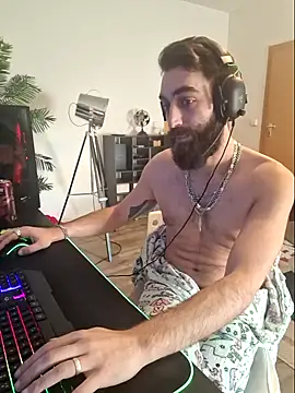 Snapshot of DaWoD030 chatting on February 9, 10:20 am DaWoD030 online show from February 9, 10:20 am