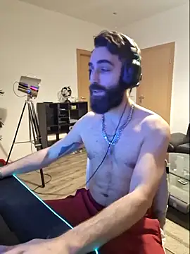 Snapshot of DaWoD030 chatting on February 9, 6:05 pm DaWoD030 online show from February 9, 6:05 pm