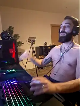 Snapshot of DaWoD030 chatting on March 8, 10:45 pm DaWoD030 online show from March 8, 10:45 pm