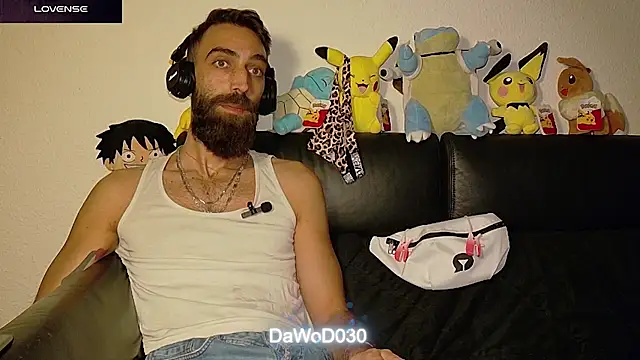 Snapshot of DaWoD030 chatting on October 6, 8:01 am DaWoD030 online show from October 6, 8:01 am