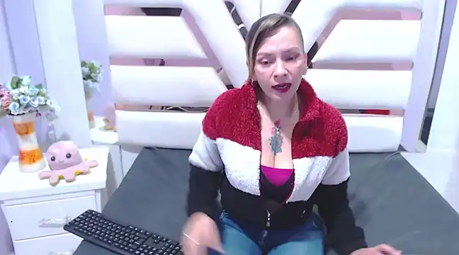 alaha evans online show from March 15, 9:41 am