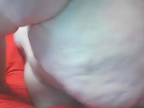 Honeybee2025 online show from March 4, 9:00 pm