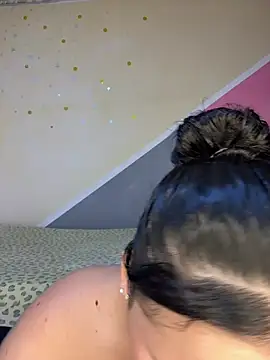 Snapshot of Leyna_Kenet chatting on July 19, 7:50 pm Leyna Kenet online show from July 19, 7:50 pm