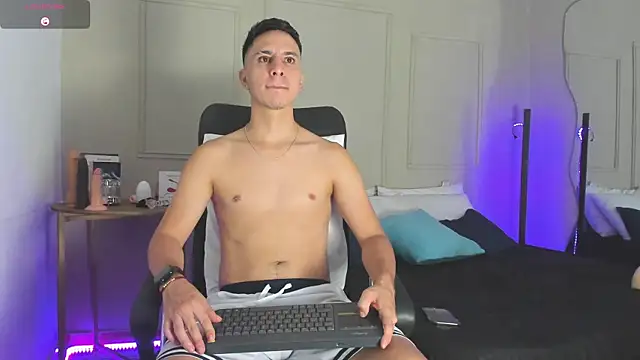 -Bruno-Bs online show from December 20, 12:38 pm