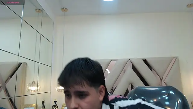 Snapshot of AndrewPherson chatting on January 29, 7:00 pm AndrewPherson online show from January 29, 7:00 pm