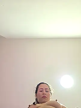 NeredaXxx online show from March 3, 9:21 pm