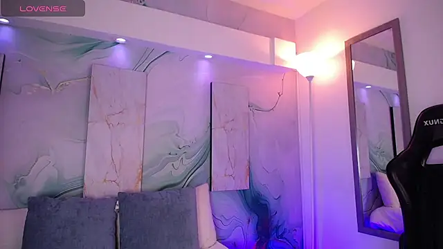 Aniie Doll online show from April 14, 8:37 pm