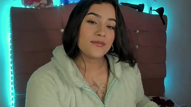 male couper online show from December 13, 3:27 am