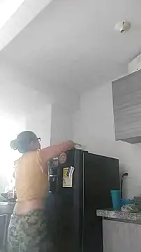 Snapshot of nicolle_milf1978 chatting on October 11, 2:15 pm nicolle milf1978 online show from October 11, 2:15 pm