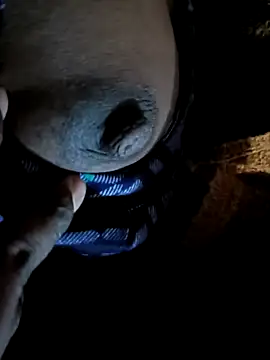 Snapshot of tammy-lisha chatting on December 7, 5:31 pm tammy-lisha online show from December 7, 5:31 pm