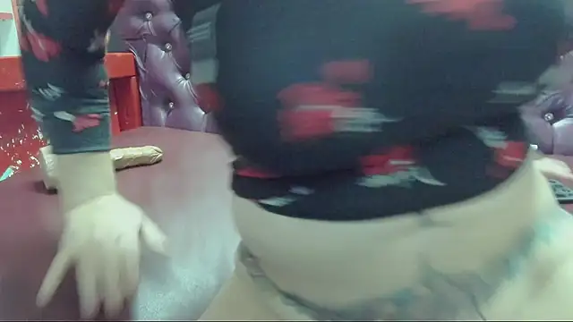 Lily4yourfun online show from January 28, 9:51 am