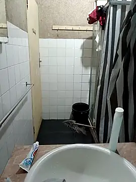 Snapshot of seductivescamp chatting on October 10, 8:52 pm seductivescamp online show from October 10, 8:52 pm