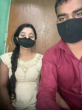 Snapshot of Suhani512 chatting on July 18, 11:30 pm Suhani512 online show from July 18, 11:30 pm