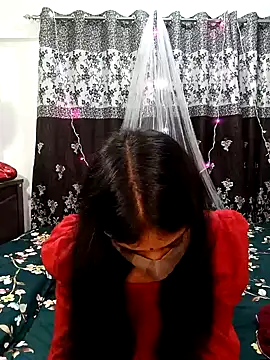 Snapshot of Cute-Bhavya chatting on January 7, 2:53 am Cute-Bhavya online show from January 7, 2:53 am