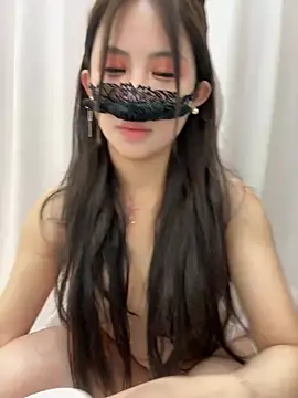 Selenaaaaa- online show from March 4, 9:11 pm