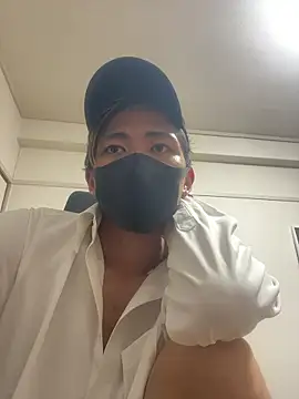 Snapshot of Manato_jp_1215 chatting on May 23, 2:10 pm Manato jp 1215 online show from May 23, 2:10 pm