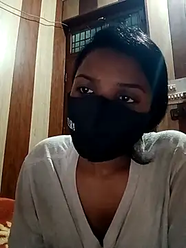 Scheme SS online show from February 24, 3:31 pm