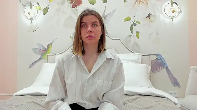 VikkiStorm online show from January 24, 3:11 am