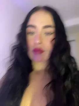 Snapshot of Aria_uwu chatting on February 22, 5:51 am Aria uwu online show from February 22, 5:51 am