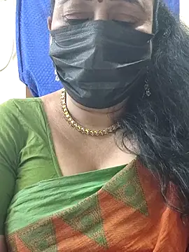 Snapshot of rekha_naier chatting on March 11, 5:41 pm rekha naier online show from March 11, 5:41 pm