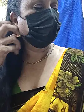 Snapshot of rekha_naier chatting on April 8, 6:08 pm rekha naier online show from April 8, 6:08 pm