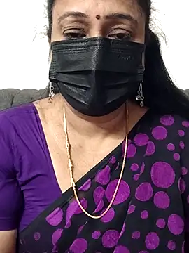 Snapshot of rekha_naier chatting on June 8, 12:27 pm rekha naier online show from June 8, 12:27 pm
