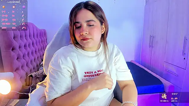 jisoo   online show from January 7, 11:45 pm