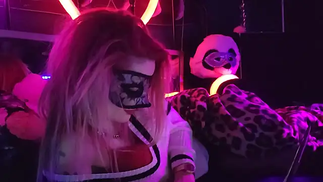 Snapshot of anonymouszN chatting on January 13, 10:24 pm anonymouszN online show from January 13, 10:24 pm