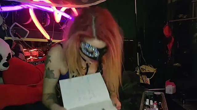 Snapshot of anonymouszN chatting on February 16, 9:05 pm anonymouszN online show from February 16, 9:05 pm