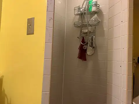 BigKittyRaven online show from February 8, 8:32 pm