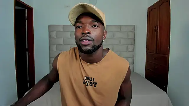 Snapshot of Dylan_Taylor chatting on November 20, 12:16 pm Dylan Taylor online show from November 20, 12:16 pm